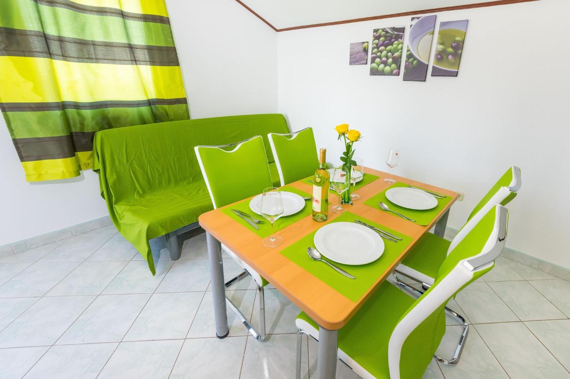Apartments By The Sea Vrsi - Mulo, Zadar - 5951 객실 사진